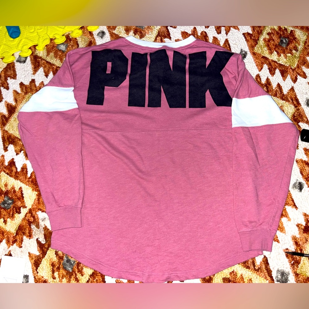 VICTORIA SECRETS PINK SWEATSHIRT